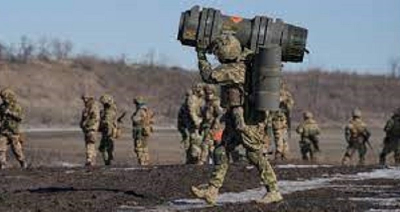 Українські захисники знайшли нове застосування пускової установки NLAW (ФОТО)