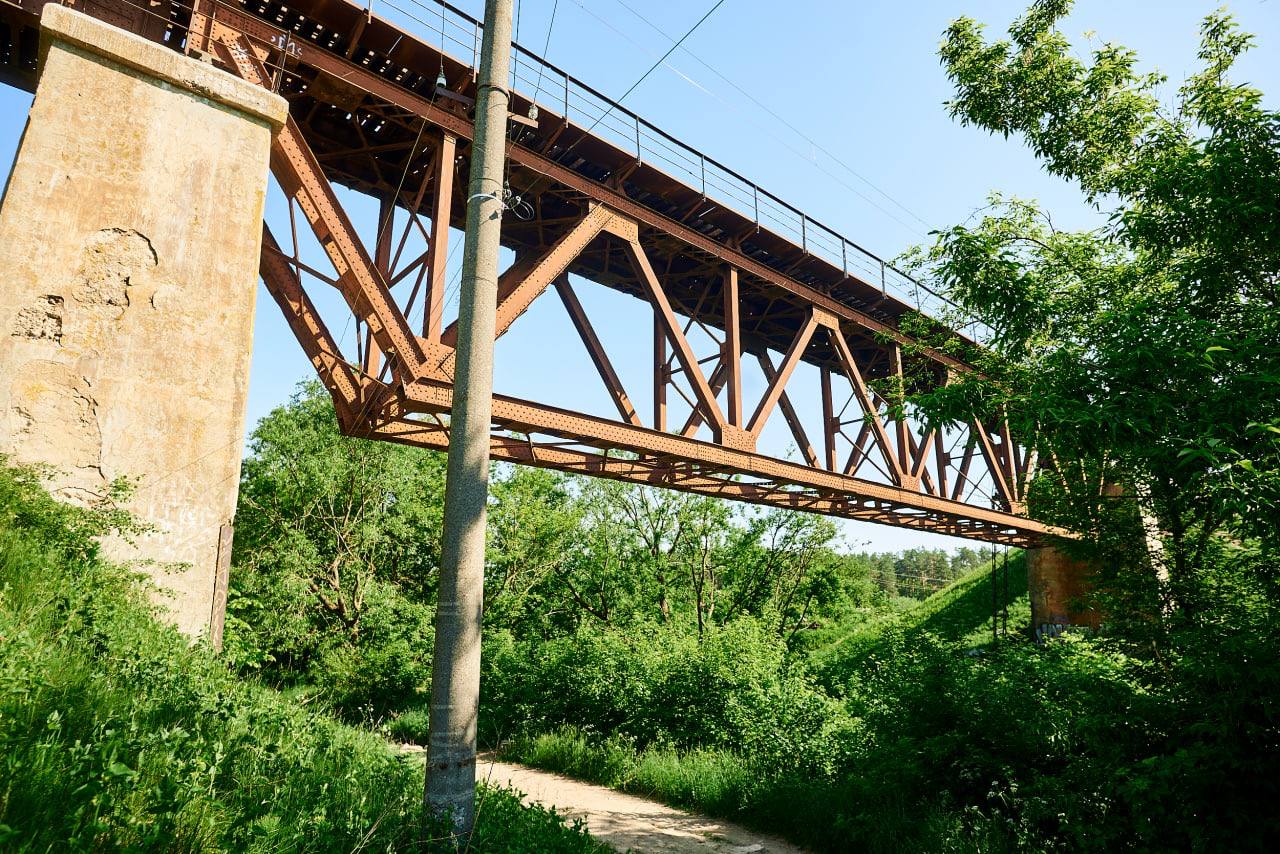 залізничний міст біля чернігова відновили