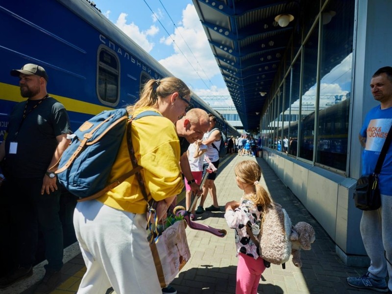 “Укрзалізниця” назвала 5 найпопулярніших “літніх” поїздів