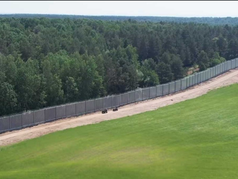 Польща побудувала 140 км паркану на кордоні з Білоруссю