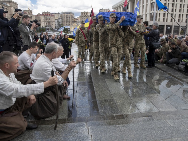 На Майдані попрощалися з командиром батальйону “Карпатська січ” Олегом Куциним