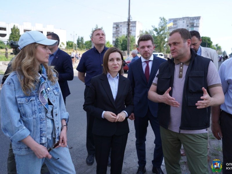 Санду відвідала найбільш постраждалі від російської агресії міста Київщини
