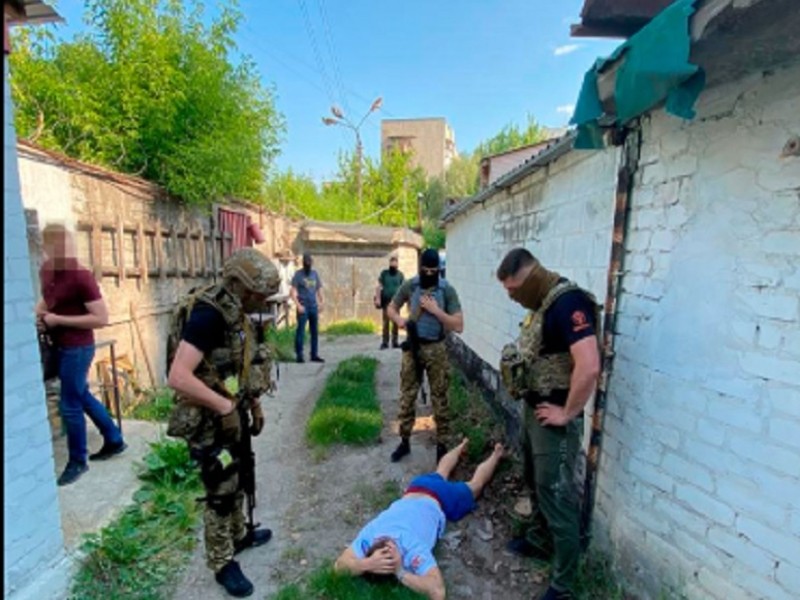 У Києві чоловіка викрили на розкраданні гуманітарної допомоги для постраждали від російської агресії