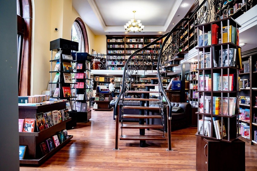 В книгарні «Сяйво книги» сьогодні стартує клуб українського мовлення