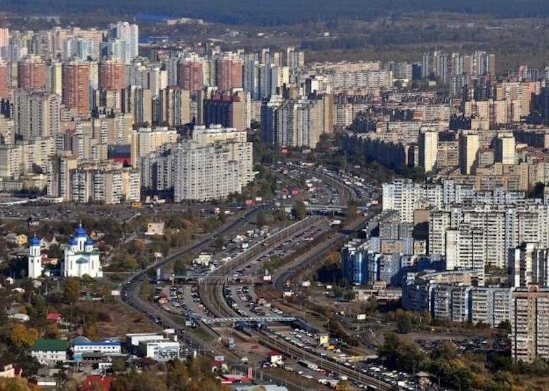 Громаді Києва повернули ділянку на Троєщині, яку незаконно передали в оренду для автостоянки