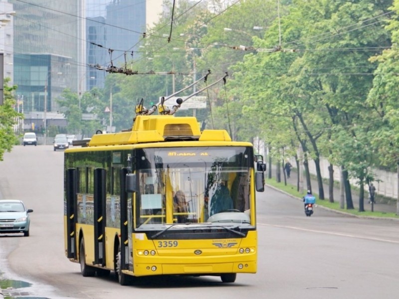 На вихідних змінять маршрут тролейбуси № 42 – нова схема руху
