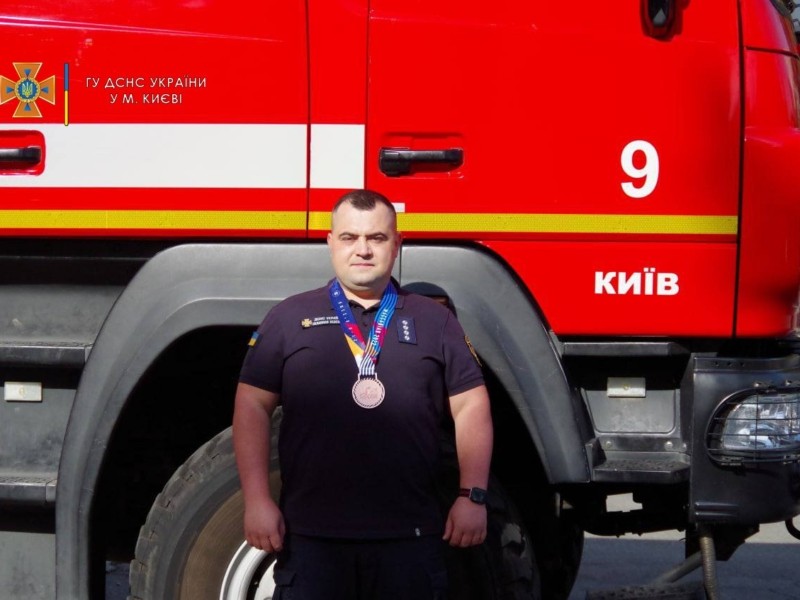 Столичний рятувальник виборов “бронзу” на міжнародних змаганнях з фехтування