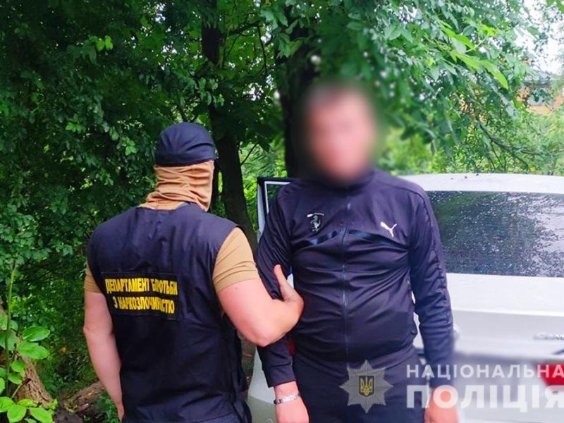 В Києві затримали чоловіків з метадоном на 1,5 млн грн