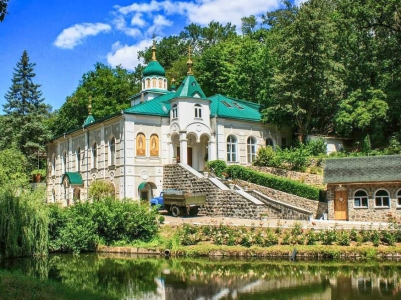 Киян запрошують на екскурсію “Київські печери”