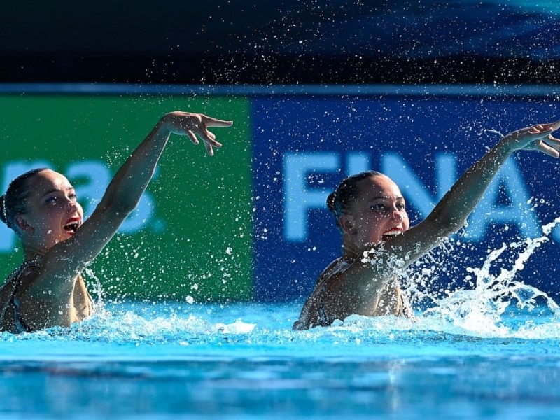 Сестри-близнючки здобули історичне “золото” для України в артистичному плаванні
