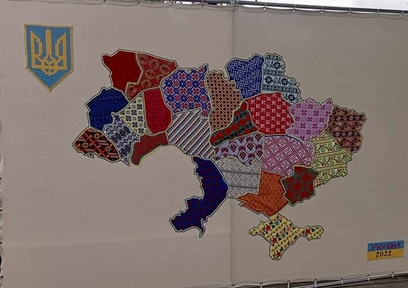 Національний рекорд: у Фастові показали найбільшу вишиту мапу України