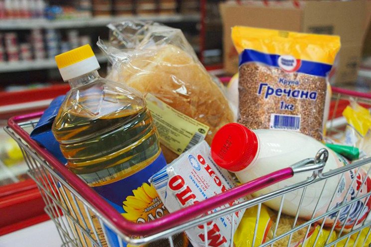 У столичних супермаркетах оновили ціни на гречку та олію
