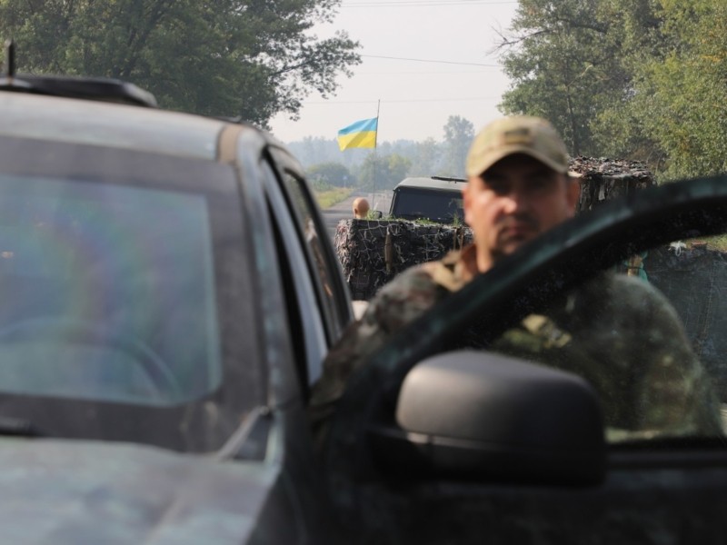 Українські військові показали, як укріплюють кордон з Білоруссю у Чорнобильській зоні