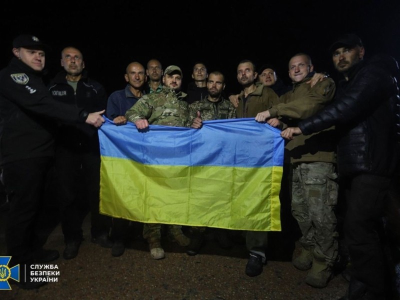 Віддали на обмін Медведчука, а додому повернулося 215 українських захисників – оприлюднено список