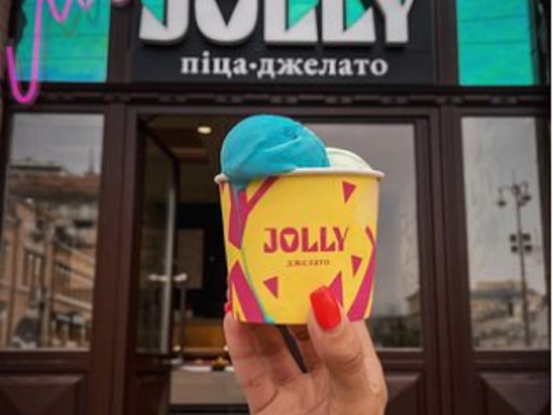 У Києві на Бессарабці відкрилося кафе Jolly