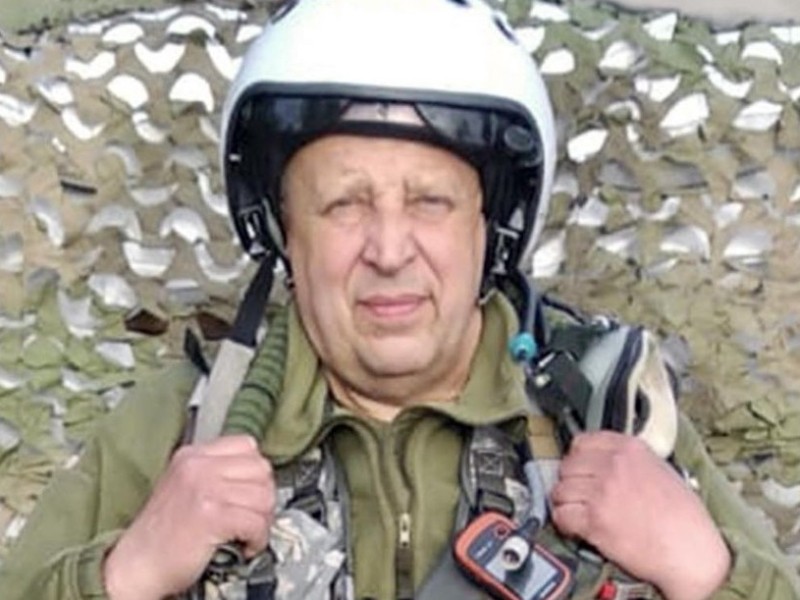 Очолював “Привидів Києва”: у Бучі сьогодні прощатимуться з легендарним пілотом