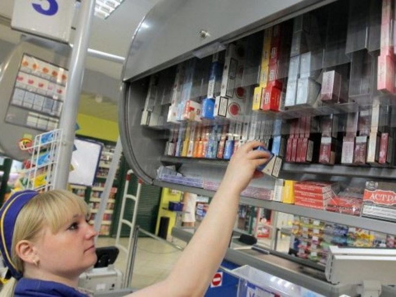 Подалі від очей. Київрада пропонує змінити правила продажу тютюнових виробів