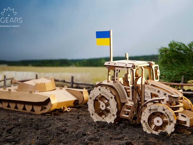 Український виробник створив 3D-конструктор “тракторних військ”