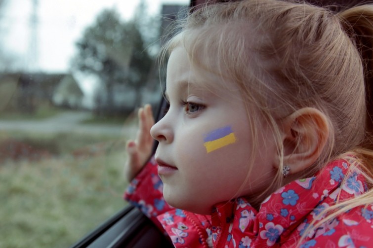Безкоштовна реабілітація дітей: у Києві є місце, де війну лікують акваріумною психотерапією
