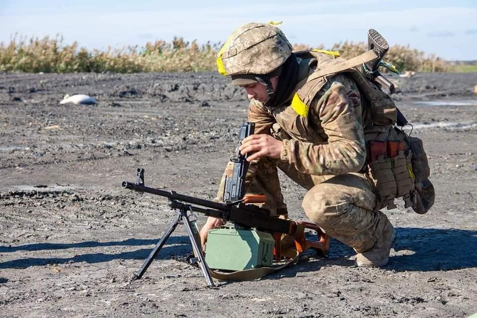 Битва за Україну, день 239. Українські захисники відбили 9 атак на Луганщині і Донеччині