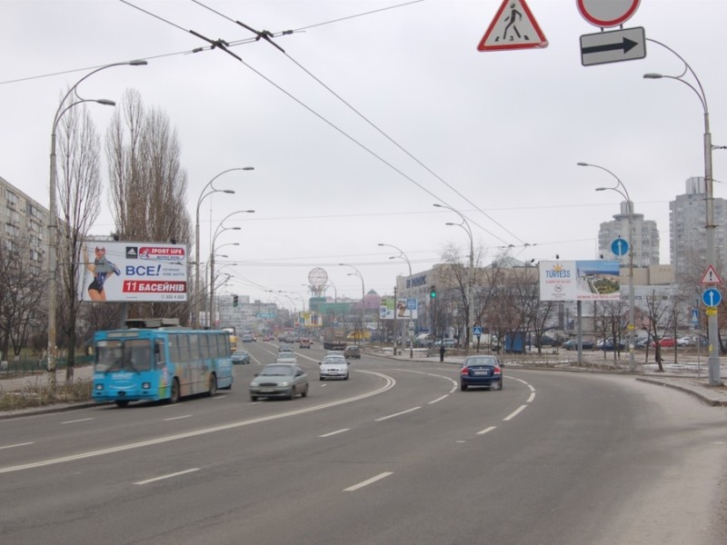 У Києві одну з вулиць перейменували на честь героїчного полку “Азов”