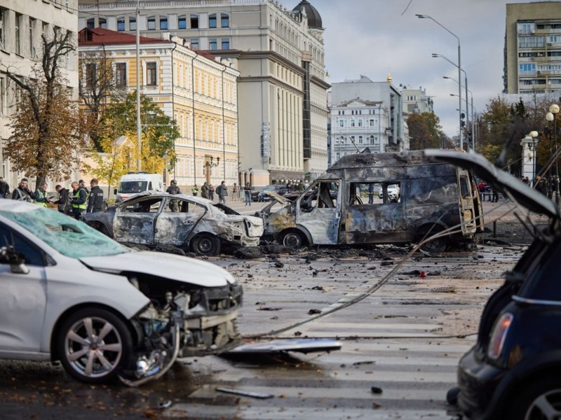 Київ накрили ракетні удари: оновлена інформація на вечір
