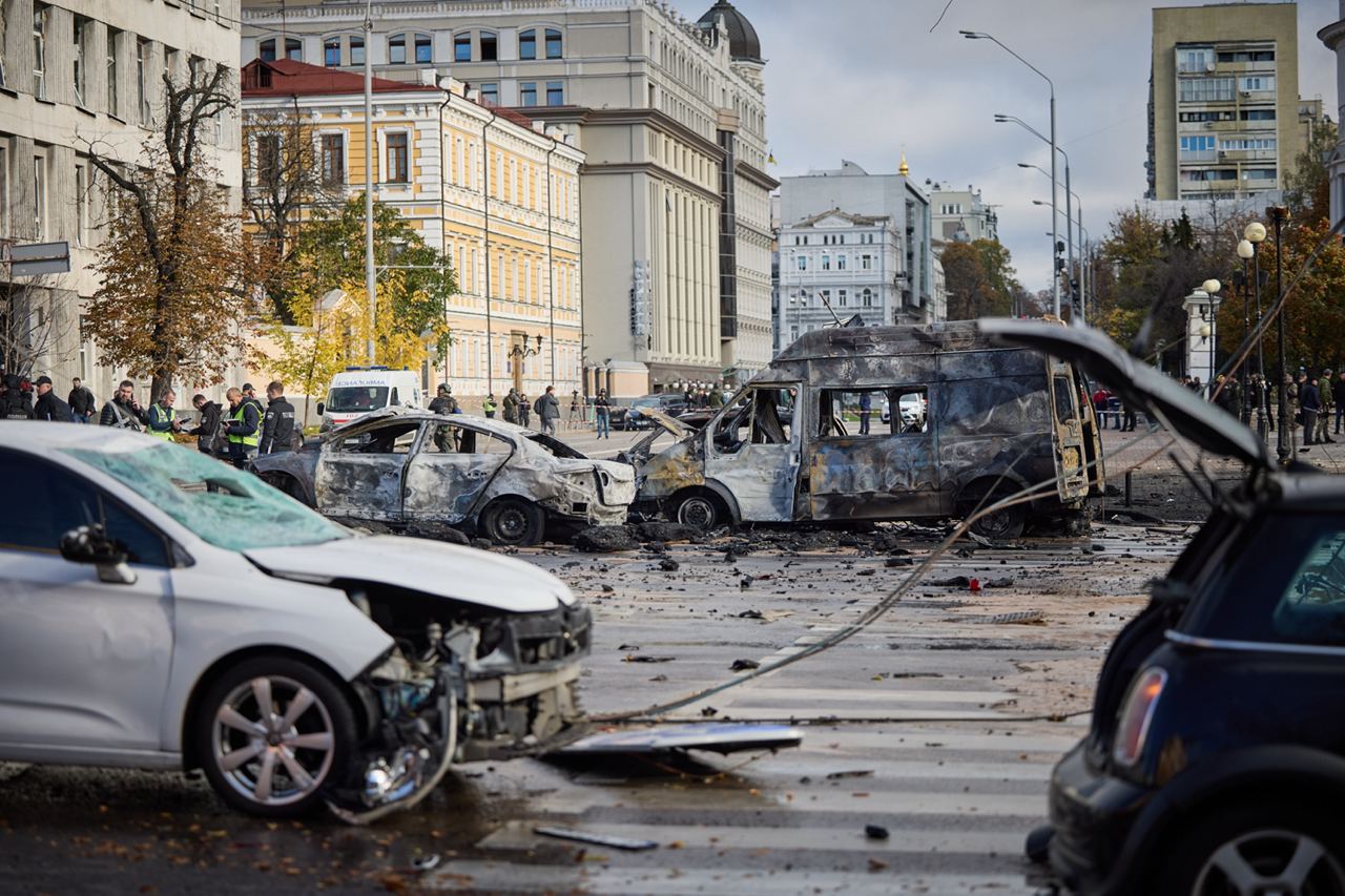 Київ накрили ракетні удари: оновлена інформація на вечір
