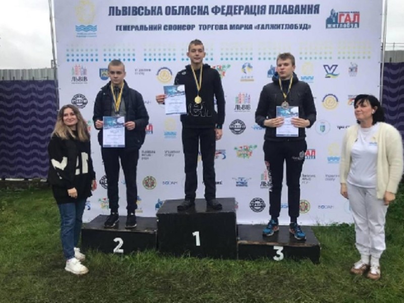 Плавці з Київщини здобули п’ять медалей на змаганнях у Львові
