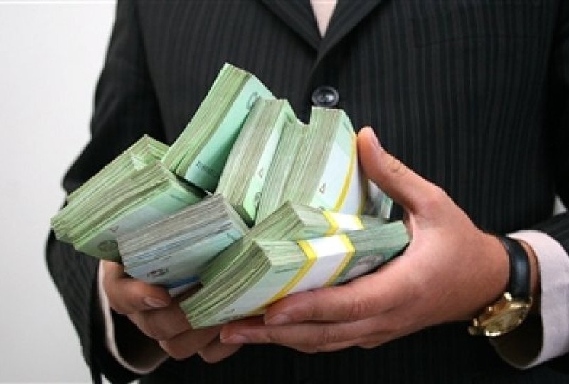 Від 450 тис. до 1,6 млн гривень на місяць: керівники державних банків конкурують за рівнем зарплат