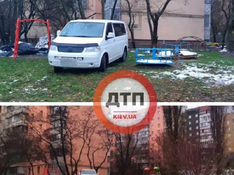У Києві “герой паркування” залишив машину прямо на дитячому майданчику