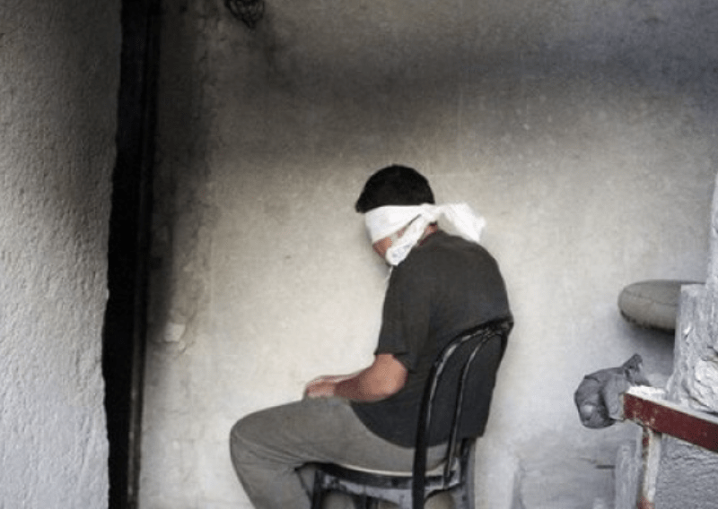 Облаштували катівню на базі відпочинку: російські військові піддають тортурам українців на Херсонщині