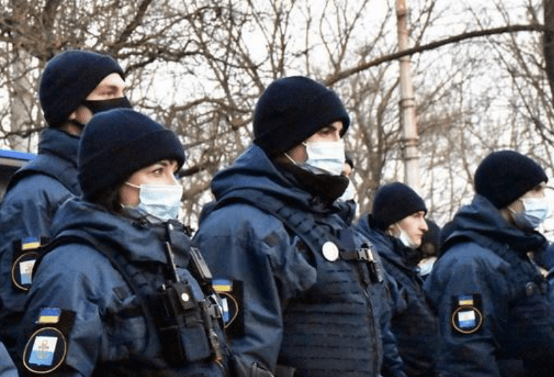 1125 населених пунктів Київщини без світла: по допомогу жителі можуть звертатися до поліцейських
