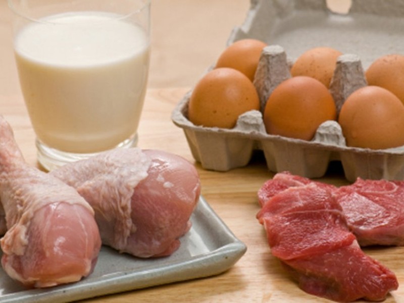 Вживаючи яйця, м’ясо та молоко споживачі захищають гривню від інфляції – економіст
