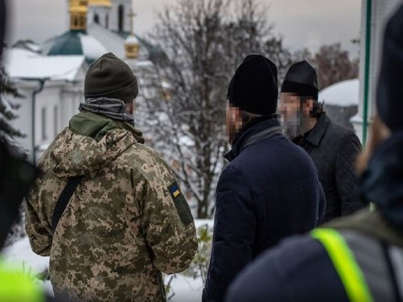 Передача храмів Києво-Печерської лаври в користування ПЦУ не можлива поки що – Данілов