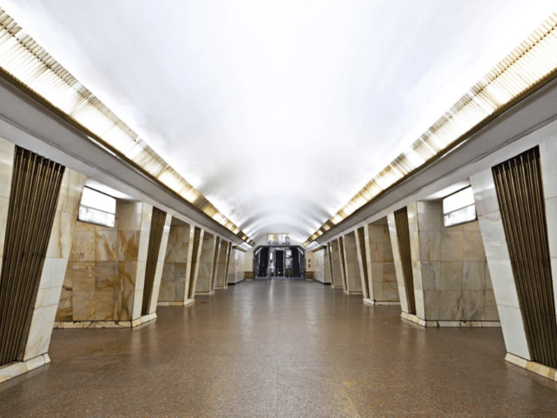 П’яна киянка «замінувала» станцію метро у столиці