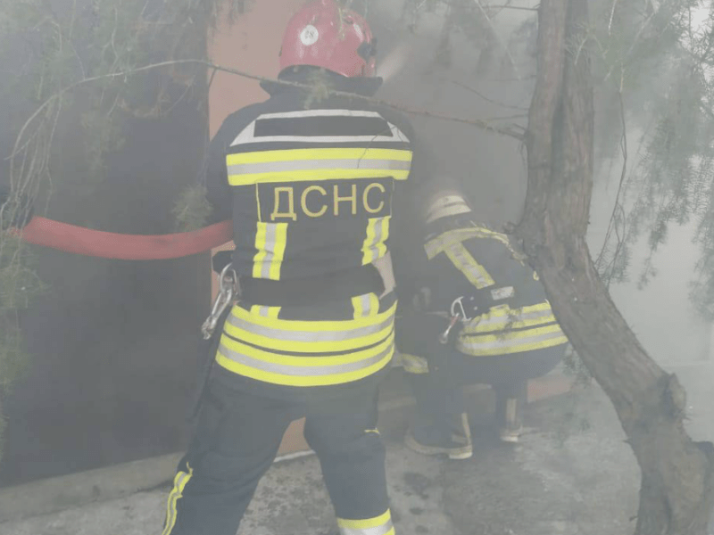 У Яготині рятувальники дістали з пожежі цуценя (ФОТО)