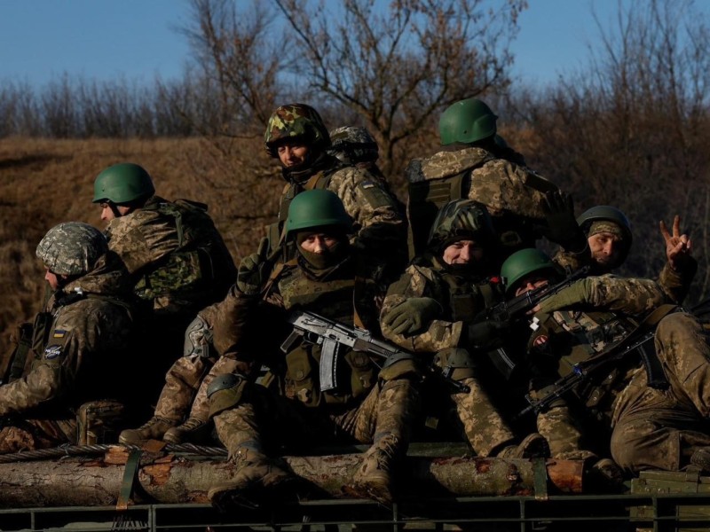 Окупанти наступають на трьох напрямках, ще на трьох — обороняються — Генштаб ЗСУ