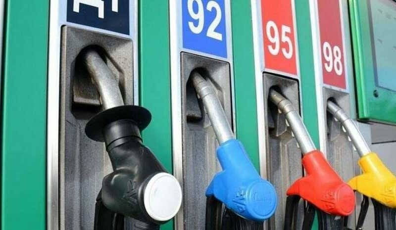 Низку АЗС Київщини оштрафували за завищені ціни на бензин