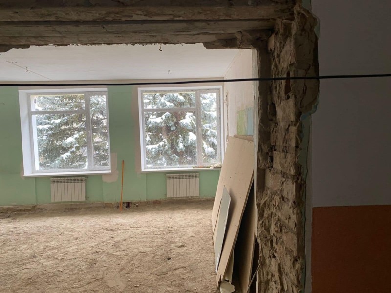 Українка у Німеччині зібрала € 20 000 для розбомбленої бучанської школи