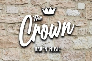 На Сагайдачного відкрили клуб із баром The Crown