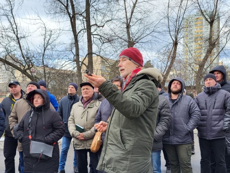 Польський арборист вчив київських зеленбудівців доглядати дерева по-європейськи