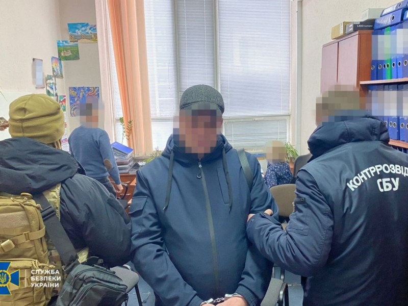У Києві затримано російського агента, який працевлаштовувався до “Укроборонпрому”