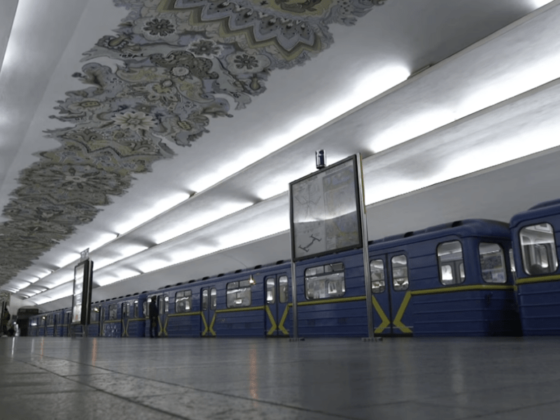 Кияни пропонують перейменувати станцію метро «Мінська» на «Варшавську»