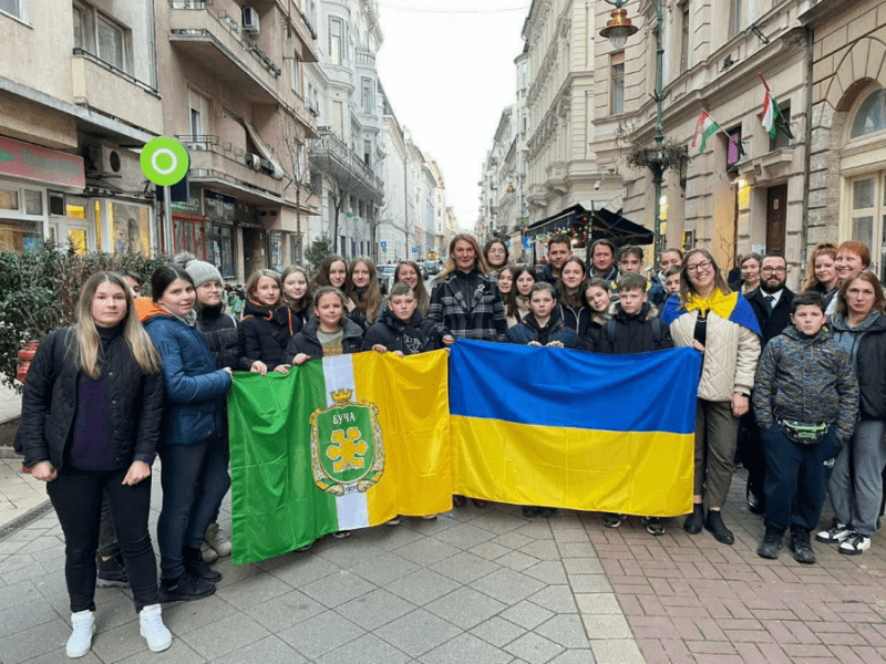 Всебічна підтримка: школярі з Бучі вирушили в Будапешт (ФОТО)