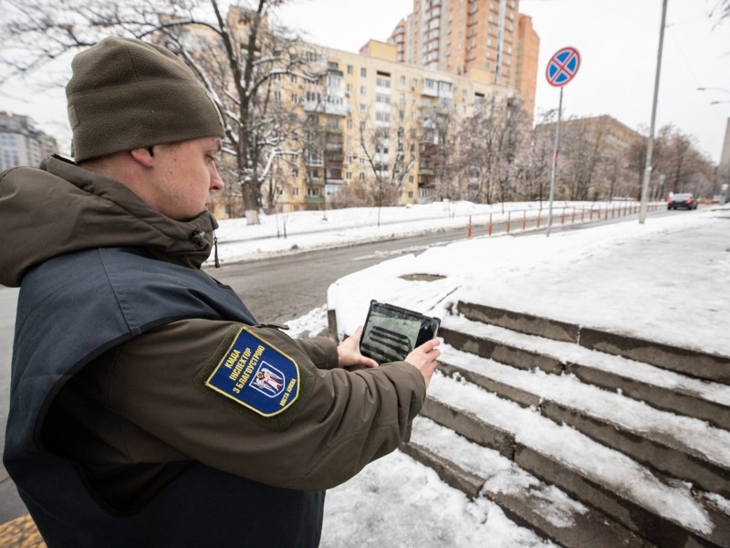 Впродовж зими у Києві зафіксували близько 11 тисяч порушень правил благоустрою – яких найбільше