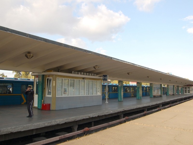 Станція метро “Гідропарк” відновить роботу – Кличко назвав дату