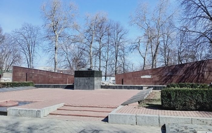 У Борисполі демонтують Меморіал Слави