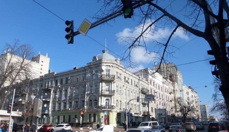 Готуйтесь до заторів: на вулиці Татарській у Києві частково обмежать рух