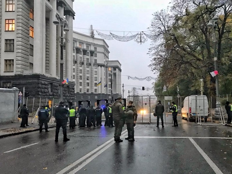 Дрони та ракети ворога можуть полетіти в бік урядового кварталу Києва – Ігнат