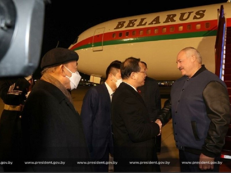 Білорусь проти України: навіщо Лукашенко полетів до Китаю